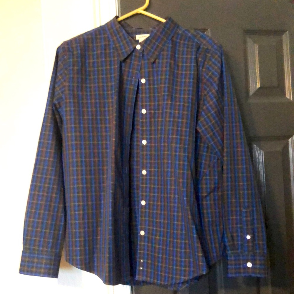LLBean Women’s petite button up shirt